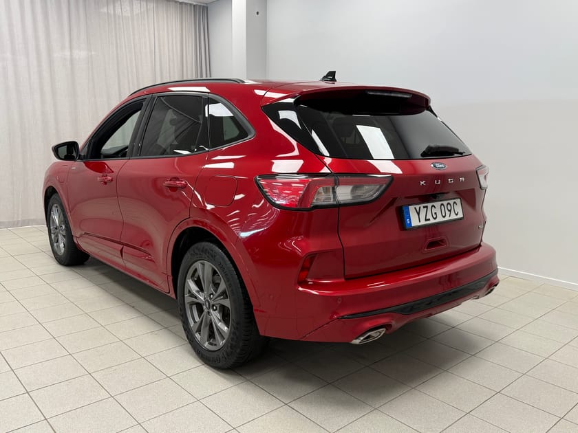 Bild 3 av Ford Kuga Plug-In Hybrid 2.5 225 PHEV ST-Line FWD  A
