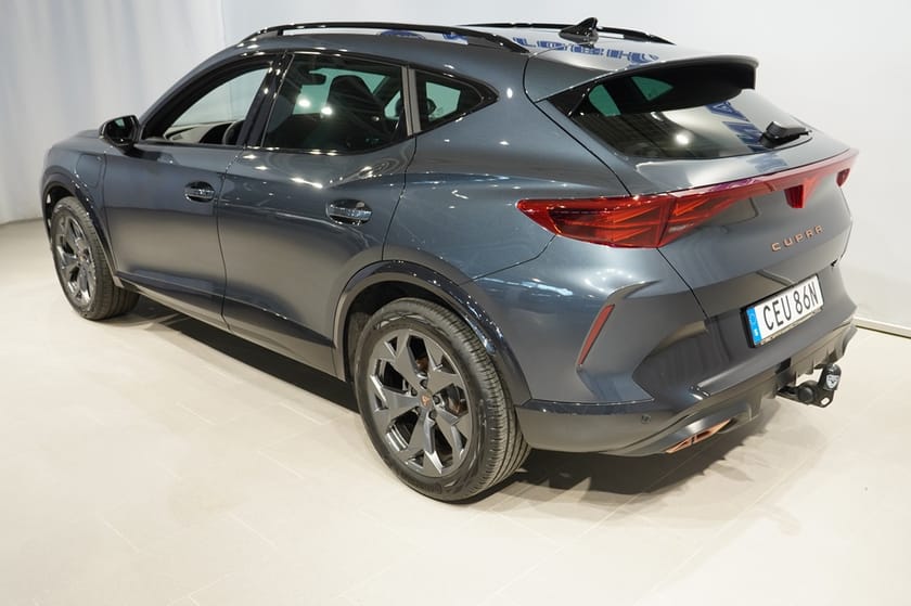 Bild 3 av CUPRA Formentor e-Hybrid Hybrid - Drag, Elstol, Kamera MM!