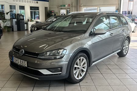 Volkswagen Golf Alltrack 2.0 TDI  4M SUPERDEAL 3.95% / B-KAM / PDC / BT