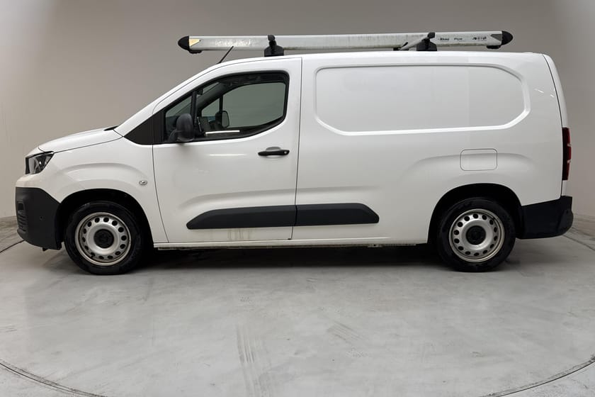 Bild 2 av Peugeot Partner L2 Utökad Last 1.5 HDI Skåp (130hk)