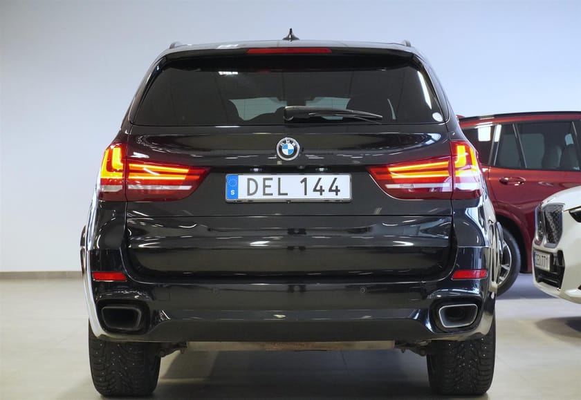 Bild 3 av BMW X5 xDrive40e M Sport HUD Drag H K Navi