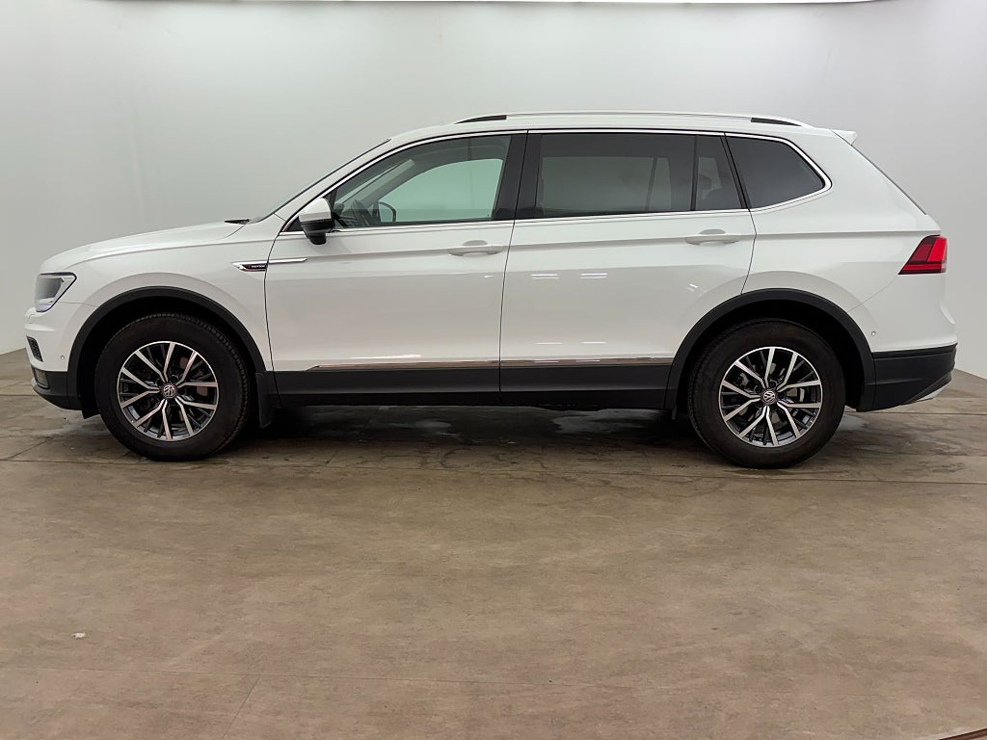 Volkswagen Tiguan Allspace 2020, kuva 3/10