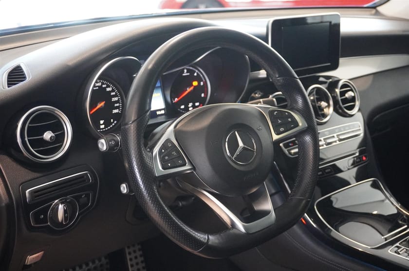 Bild 2 av Mercedes-Benz GLC 220 d 4MATIC 220d AMG Line Drag Panorama