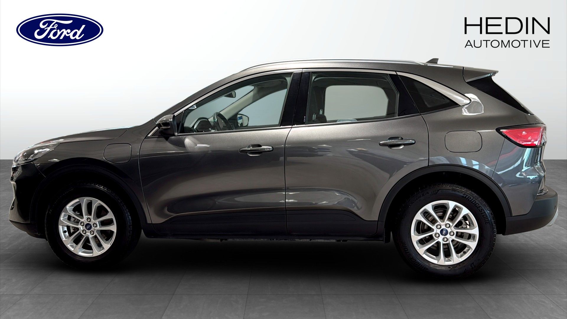 Ford Kuga Plug-In Hybrid 2023, bild 6/10