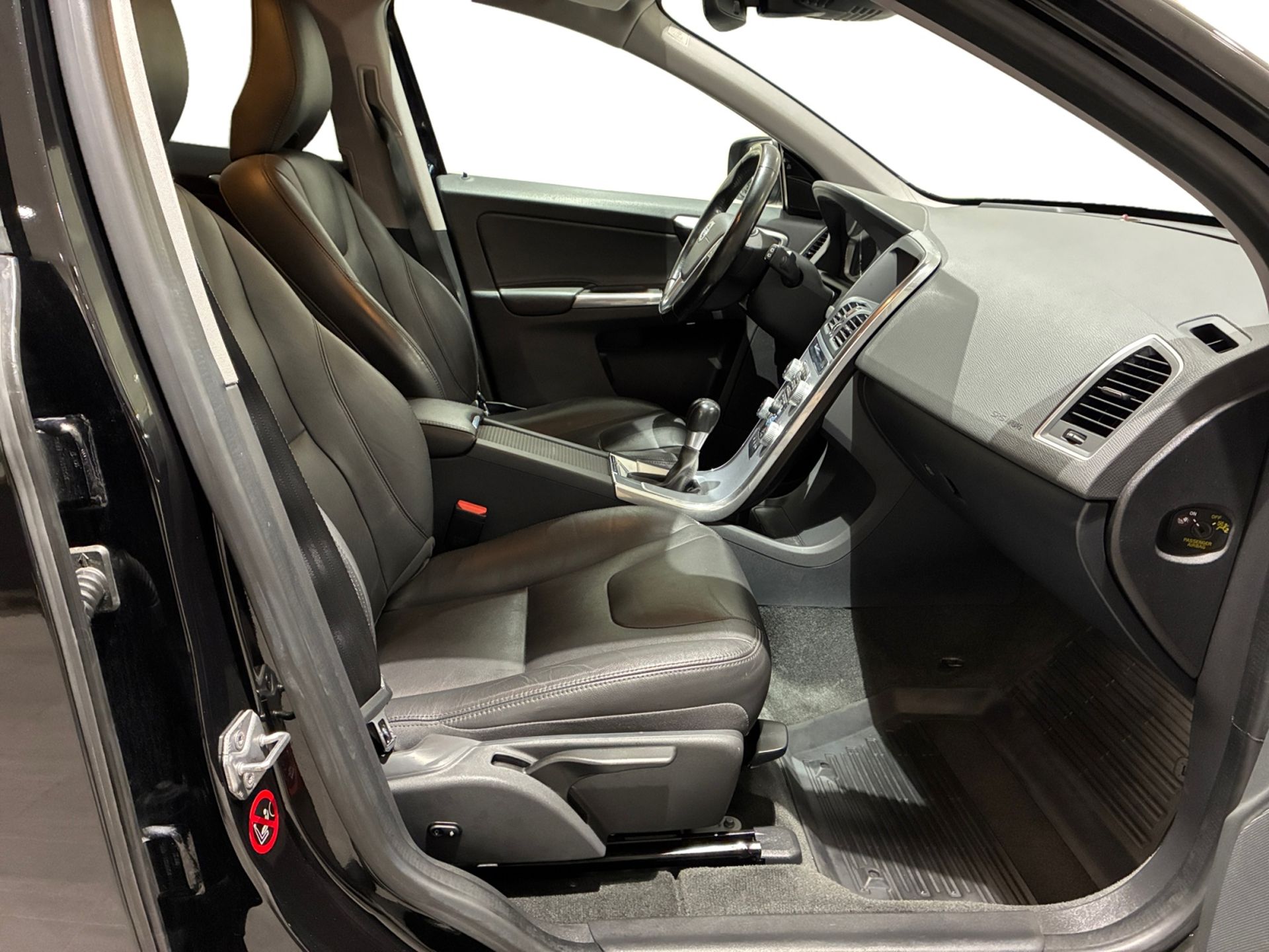 Volvo XC60 D4 Summum Classic 2017, bild 4/10