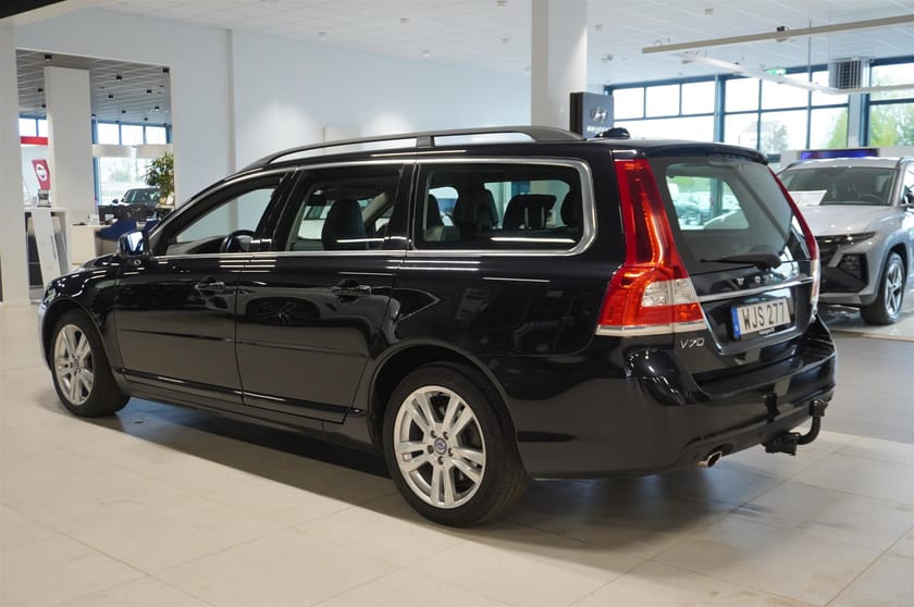Bild 3 av Volvo V70 D4 AWD Geartronic 181hp 2015 Fulleservad Drag Adaptiv Farthållare