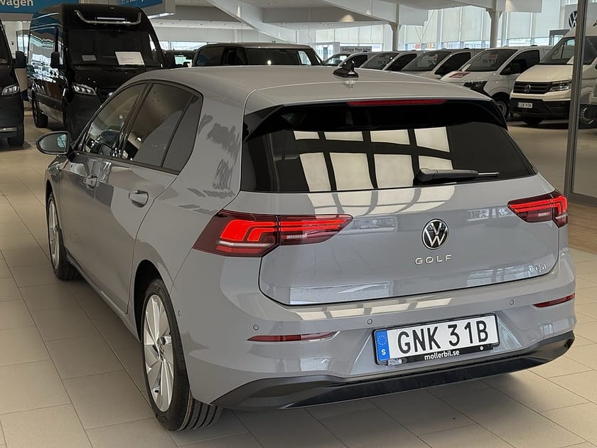 Bild 4 av Volkswagen Golf LIFE 1,5 ETSI 150 HK DSG7