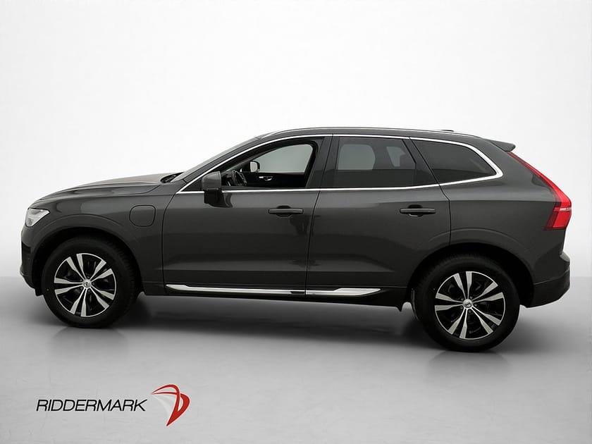 Bild 1 av Volvo XC60 Recharge T6 AWD 350hk P-Värmare Pano 360° Skinn