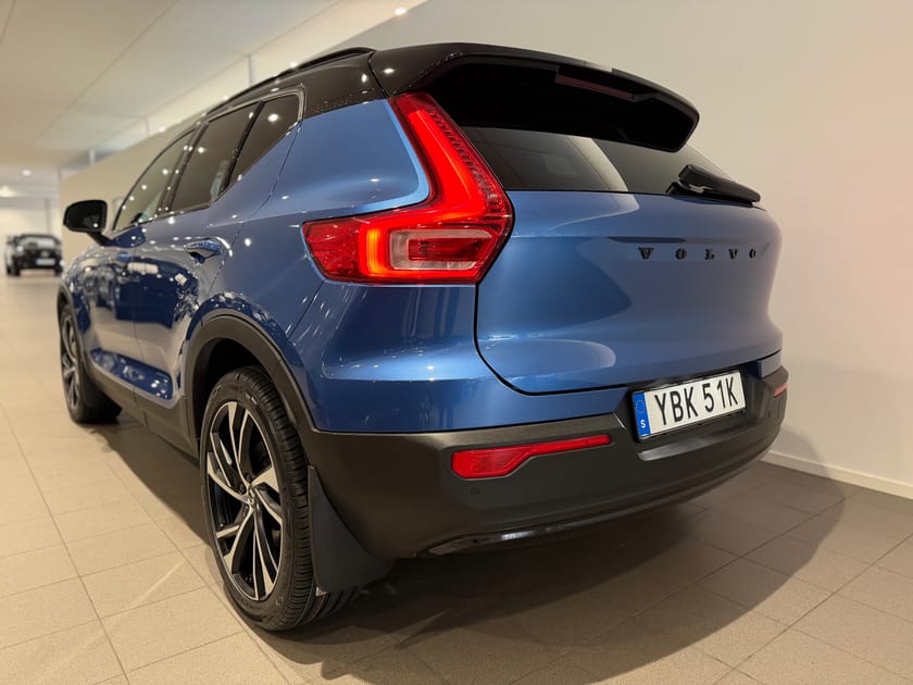 Bild 5 av Volvo XC40 Recharge T5 R-Design / Backkamera / Navigation / Elektriskt säte / 10 000kr tillbehör /