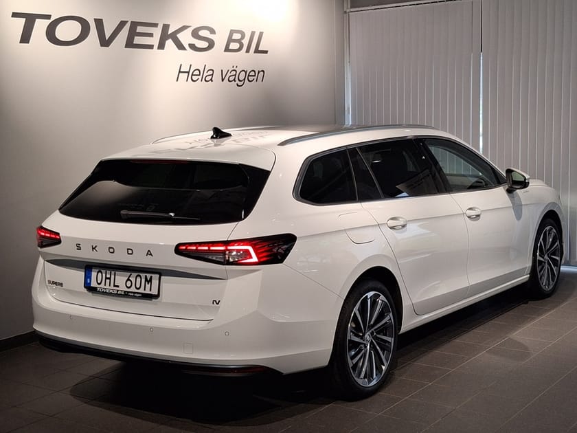 Bild 5 av Škoda Superb iV Kombi L&K 1,5 TSI 204 HK 6 VXL DSG