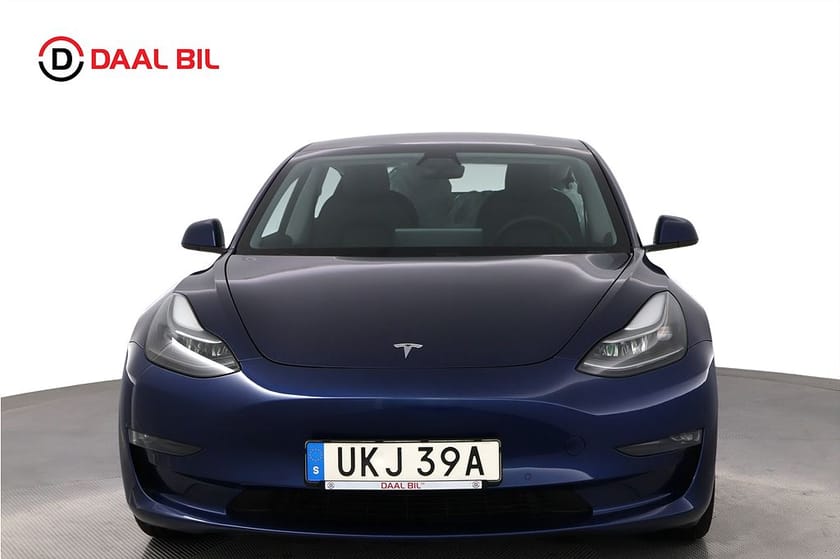 Bild 2 av Tesla Model 3 Long Range AWD 82 kWh 440HK DRAG AUTOPILOT NAVI