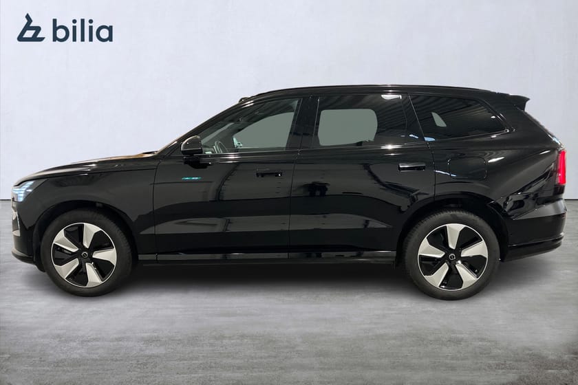 Bild 3 av Volvo EX90 Twin Motor 6-Seater Plus 6-sätes Parkeringskamera 360 Mörkt tonade rutor 5 st Aktiv Chassi Luftfjädring Dragkrok helautomatisk