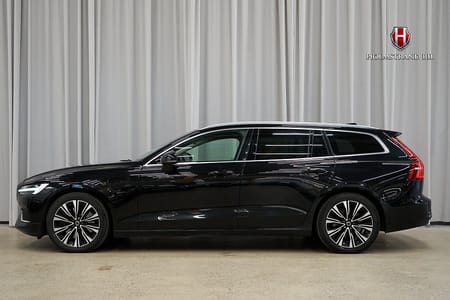 Volvo V60 Recharge T6 AWD Core Drag Värmare Kamera Carplay MOMS