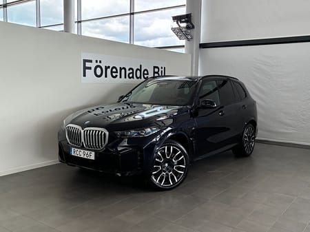 BMW X5 xDrive50e 3,95 ränta M Sport Drag H/K Panorama