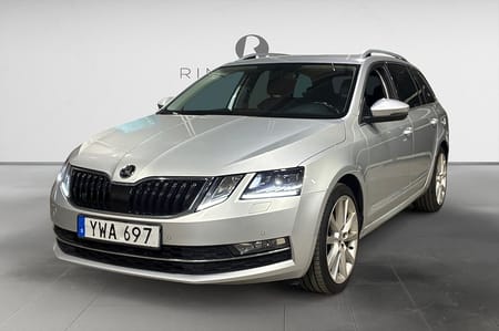 Škoda Octavia Kombi 2.0 TDI 150 HK DSG AWD DRAG D-VÄRM B-KAMERA 18"