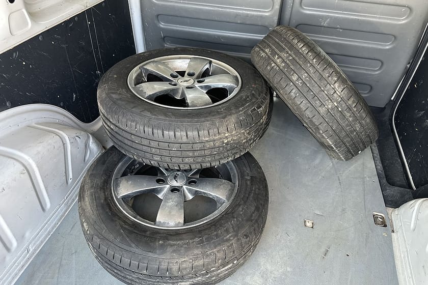 Bild 2 av Volkswagen Caddy Skåpbil 1.6 TDI Drag Automat