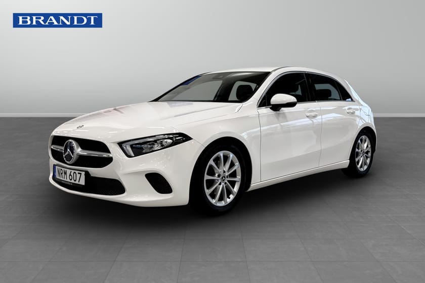 Bild 1 av Mercedes-Benz A 180 Dragkrok / Backkamera