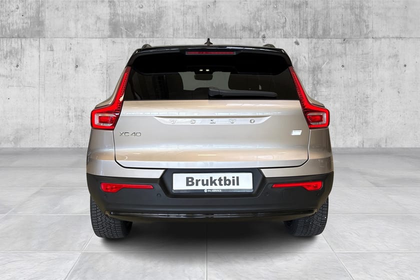 Bilde 4 av Volvo XC40 Recharge FWD Plus El.seter/ACC/Varmepumpe/Ryggekamera/Navi++