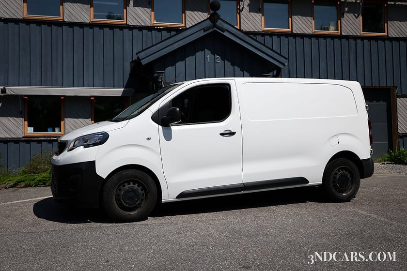 Bild 2 av Peugeot Expert Utökad Last 2.0 BlueHDi EAT Euro 6 Fjärrvärmare P-Senso
