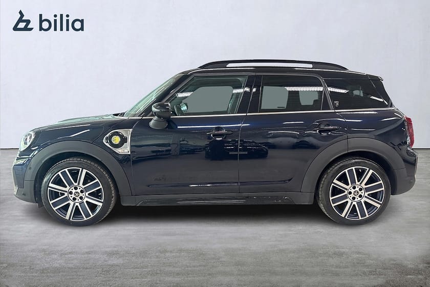 Bild 3 av MINI Countryman Cooper SE ALL4 | Panorama | H&K | Head-Up | Aktiv farth