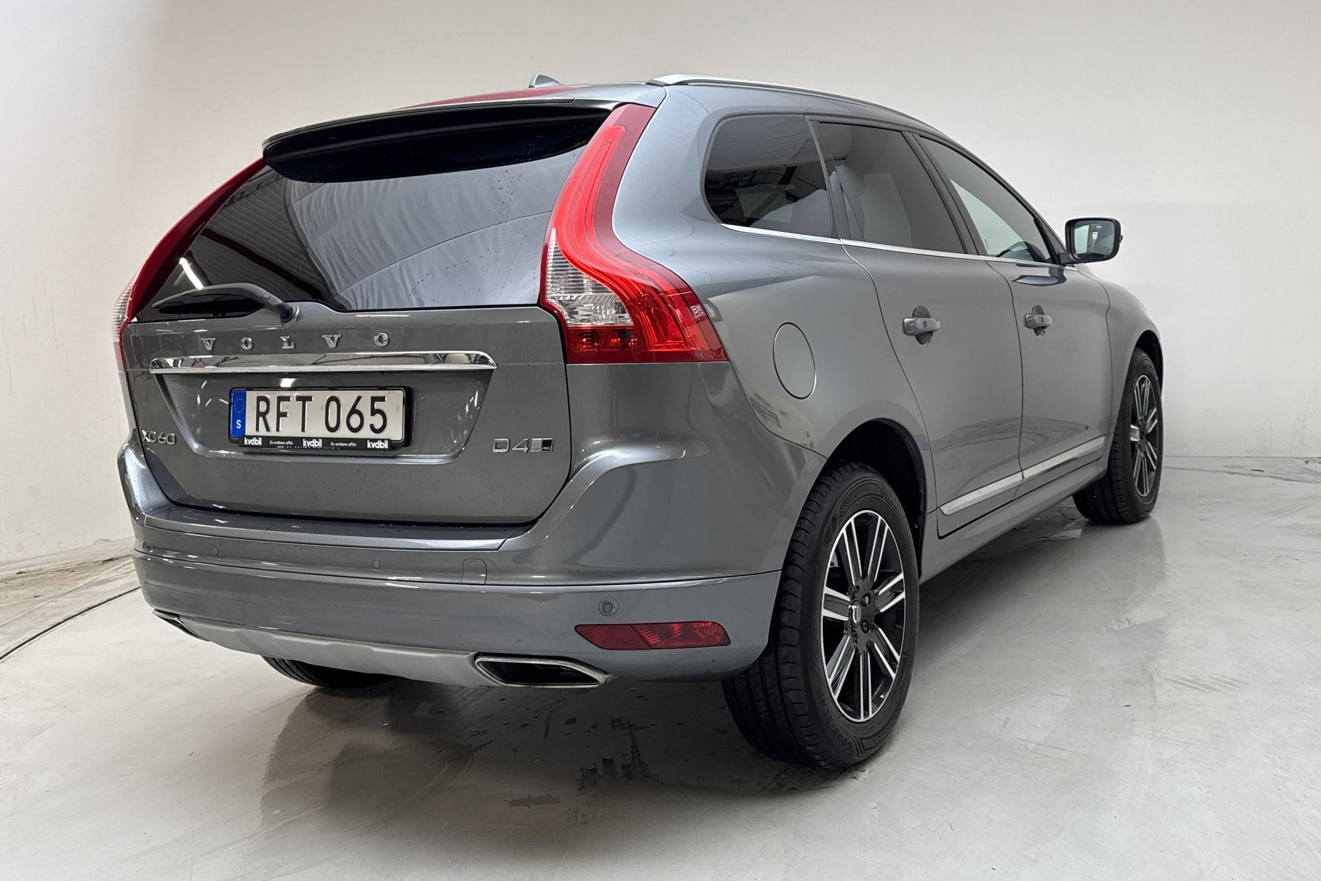 Volvo XC60 D4 AWD 2017, kuva 3/10