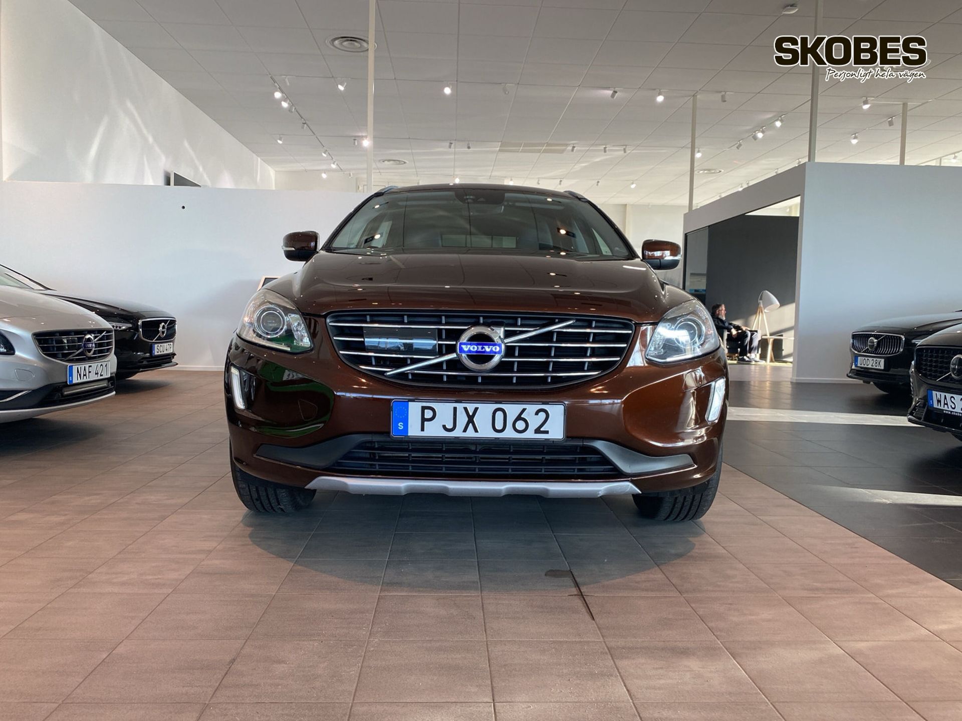 Volvo XC60 2017, bild 2/10