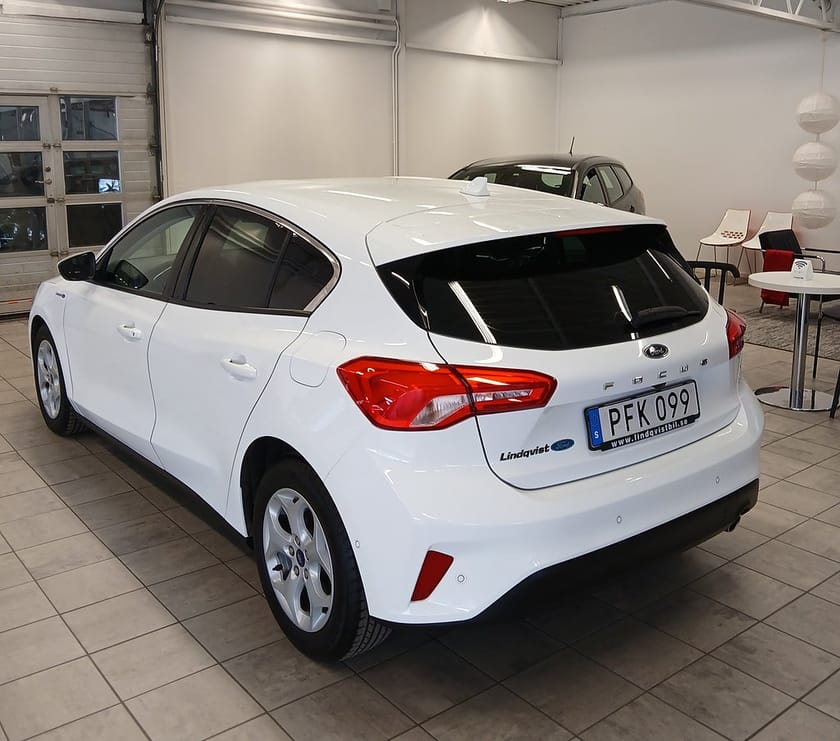 Bild 3 av Ford Focus Titanium 5D EcoBoost 125 Euro 6 Kamkedja