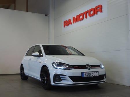 Volkswagen Golf  GTI Performance 2.0 TSI 245hk Performamce |Cockpit|Backkamera|M&K|