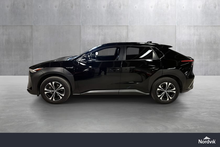 Bilde 2 av Toyota bZ4X Active Tech, AWD, ACC, R.Kamera. Rentekampanje 1,95