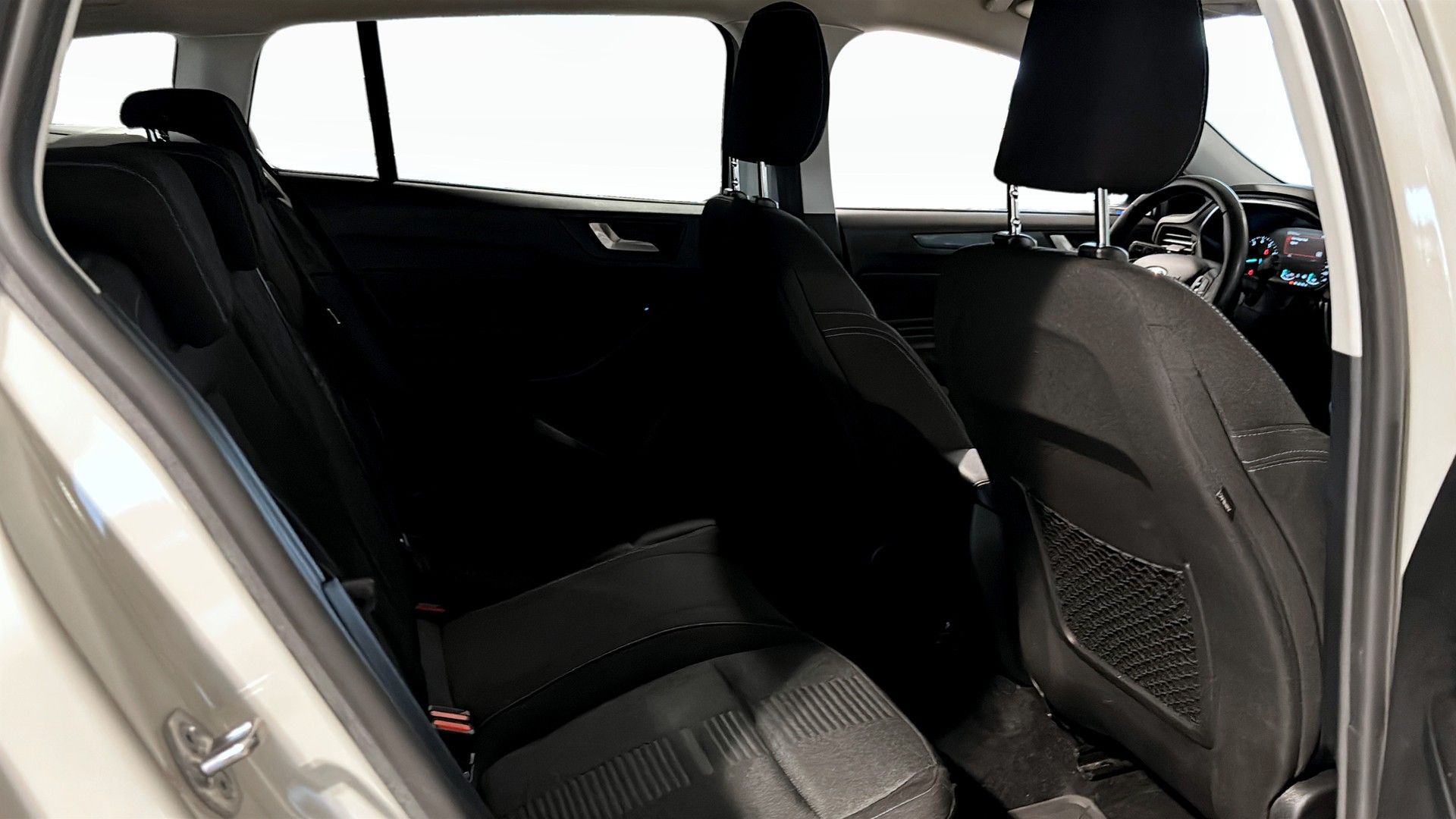 Ford Focus Active Kombi 1.0 EcoBoost 2022, photo 5/10