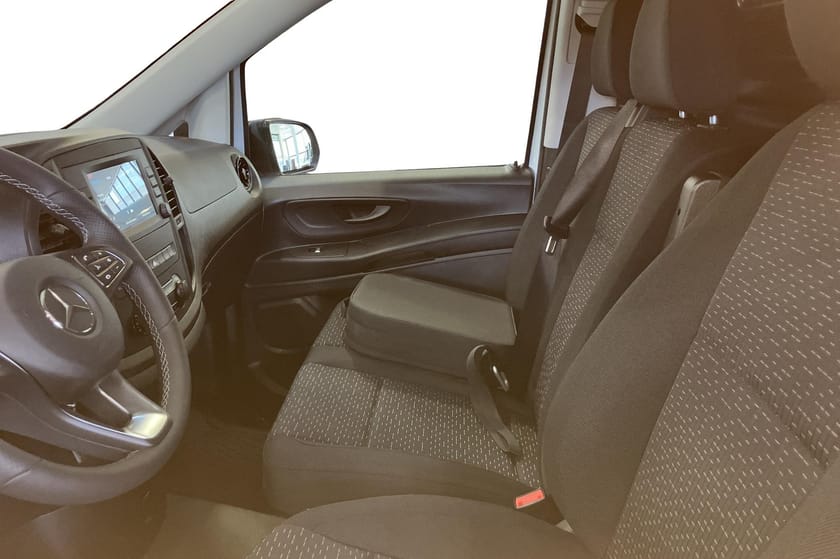 Bild 2 av Mercedes-Benz eVito 112 112, lagerbil för omgående leverans!