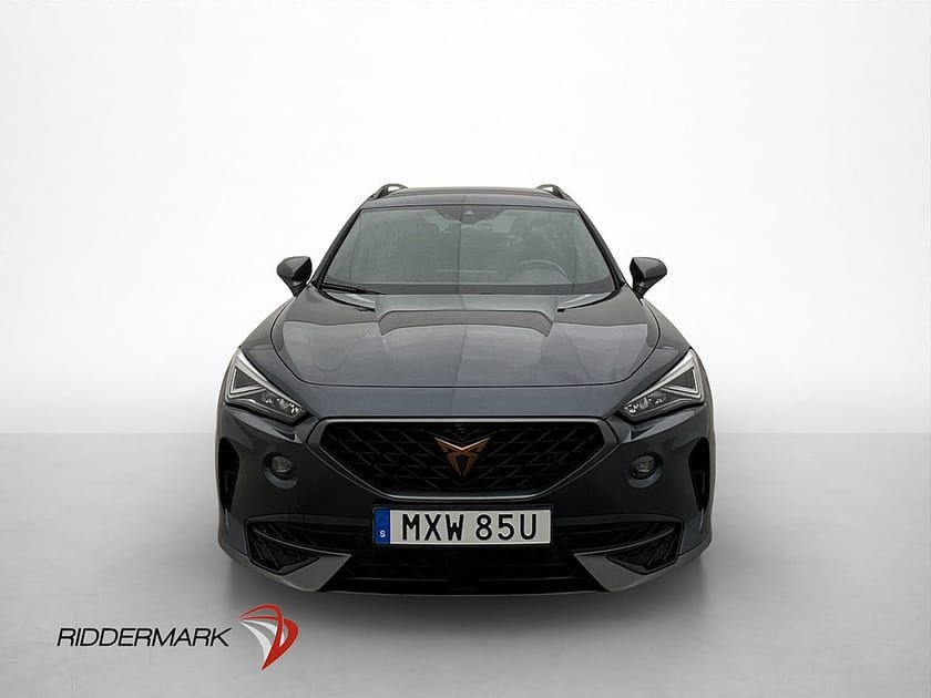 Bild 2 av CUPRA Formentor VZ e-Hybrid 245hk Drag Navi kamera Carplay