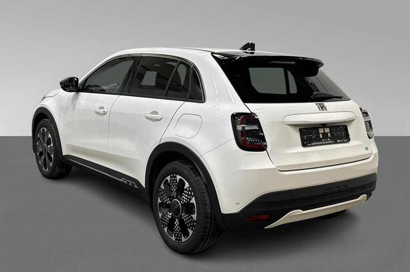 Bilde 3 av Fiat 600e LaPrima / mye fint utstyr