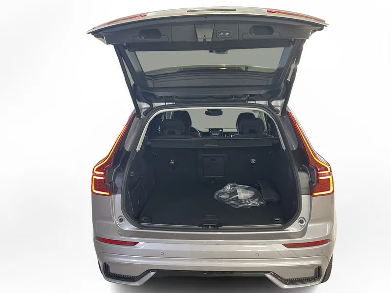 Bild 10 av 17 – Volvo XC60 T6 Plus Dark Nordic Edition Plus Nordic Edition