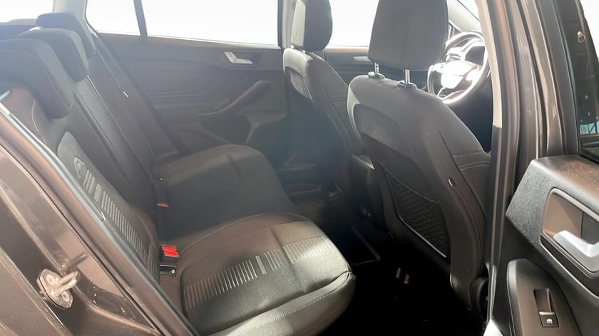 Bild 5 av Ford Focus Active Kombi 125Hk / Rattvärme / Elbacklucka / Adapt fart.