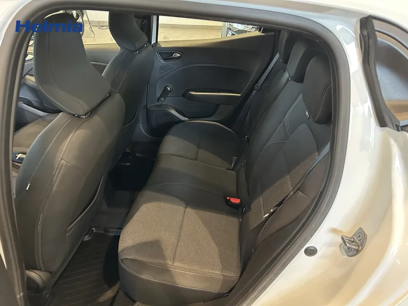 Bild 13 av 15 – Renault Clio TCe 90 Equilibre 5-d