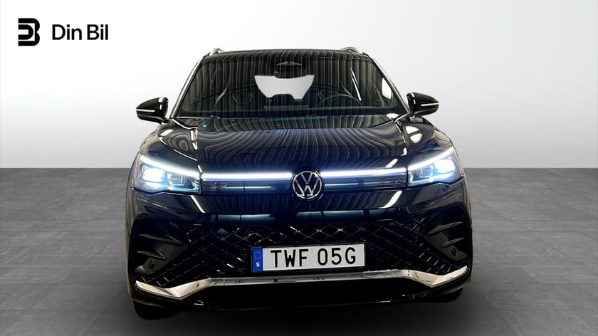 Bild 4 av Volkswagen Tiguan eHybrid R-Line DSG Edition/Drag/Panorama