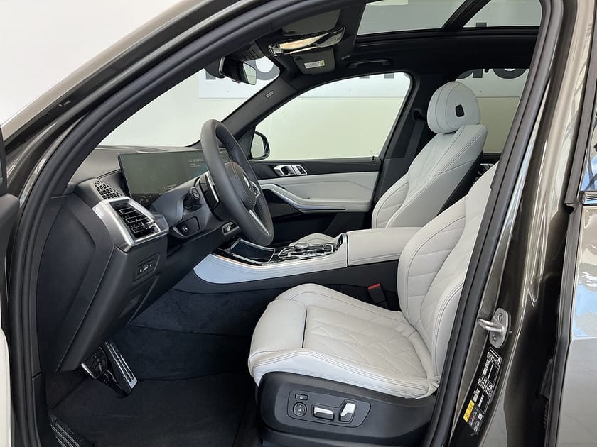 Bild 5 av BMW X5 xDrive50e 3,95 ränta M Sport Drag H/K Panorama