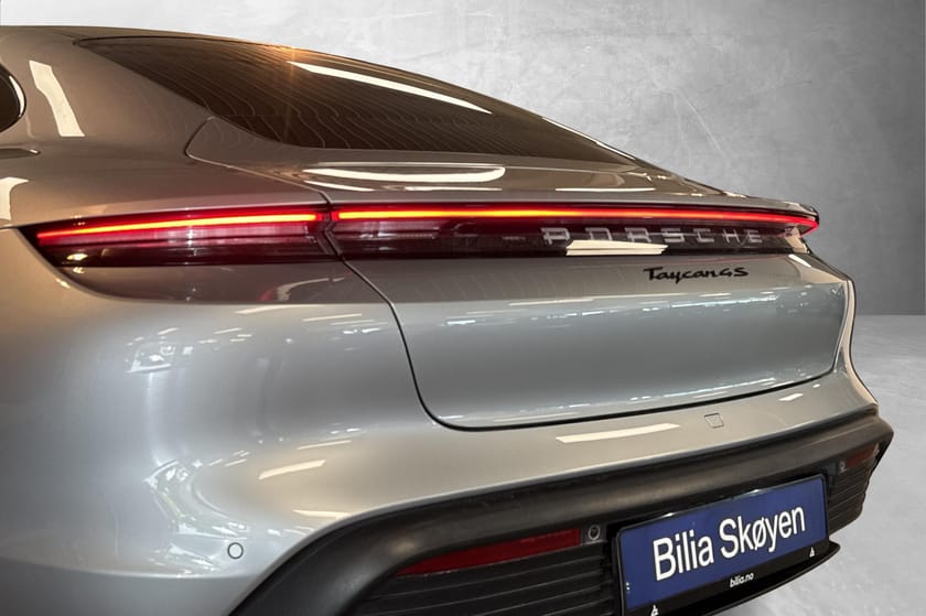Bilde 5 av Porsche Taycan 4S Sport Chrono, Panorama, Bose, ACC, 18Veis