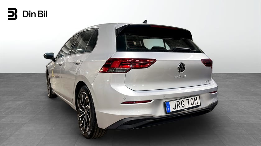 Bild 3 av Volkswagen Golf ETSI 150HK DSG7/P-VÄRMARE/NAVIGATION