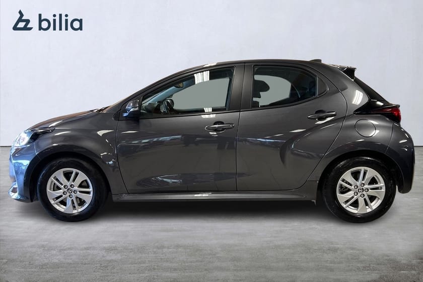 Bild 3 av Toyota Yaris Hybrid 1,5 5D ACTIVE KOMFORTPAKET MOTORVÄRMARE VINTERHJUL LEDRAMP