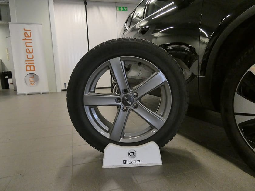 Bild 2 av Volvo XC40 Recharge T4 DCT Aut-Pano-VOC-Värmare-Kamera-Carplay-SoV
