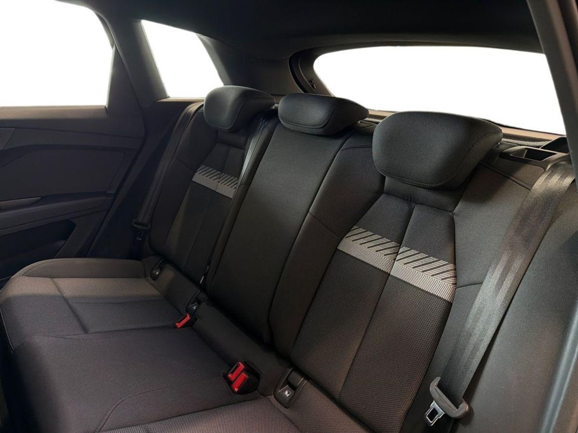 Audi Audi Q4 40 e-tron — bild 22