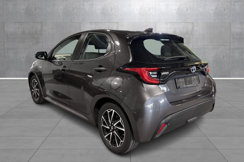 Bilde 3 av Toyota Yaris Hybrid / Velholdt / Active Tech /