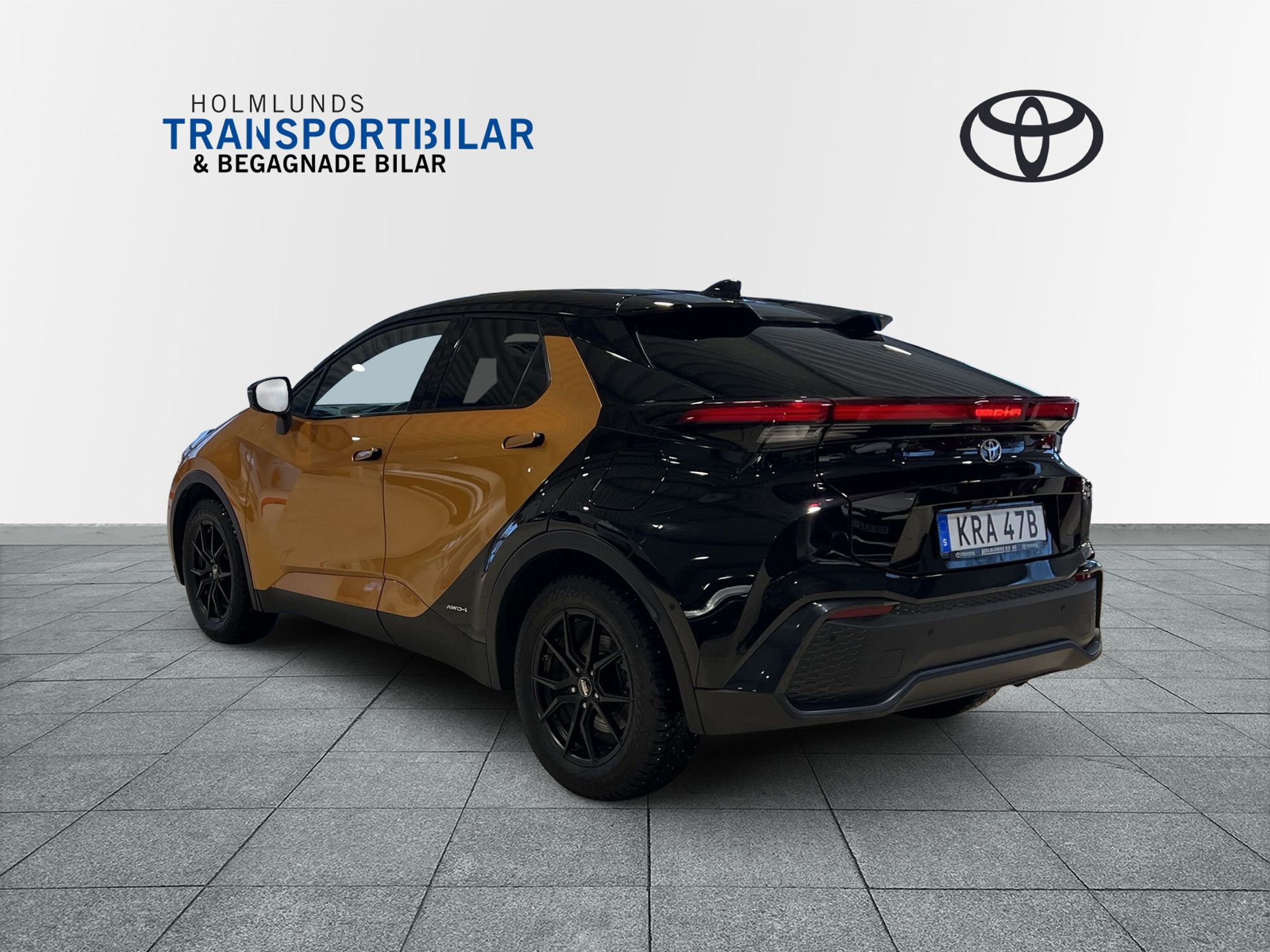 Toyota C-HR Hybrid AWD-i 2024, bild 2/10