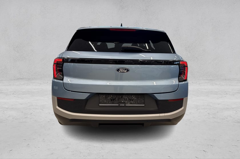 Bilde 4 av Ford Explorer EV Extended Range AWD Premium / Hengerfeste / V.pumpe / Serviceavtale!