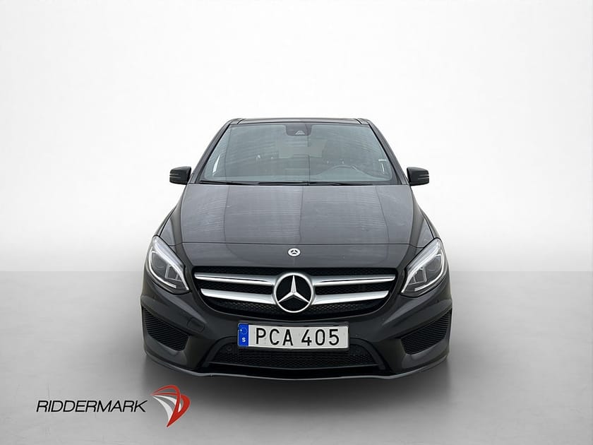 Bild 2 av Mercedes-Benz B 220 d AMG H/K Värmare Pano Kamera Skinn Drag