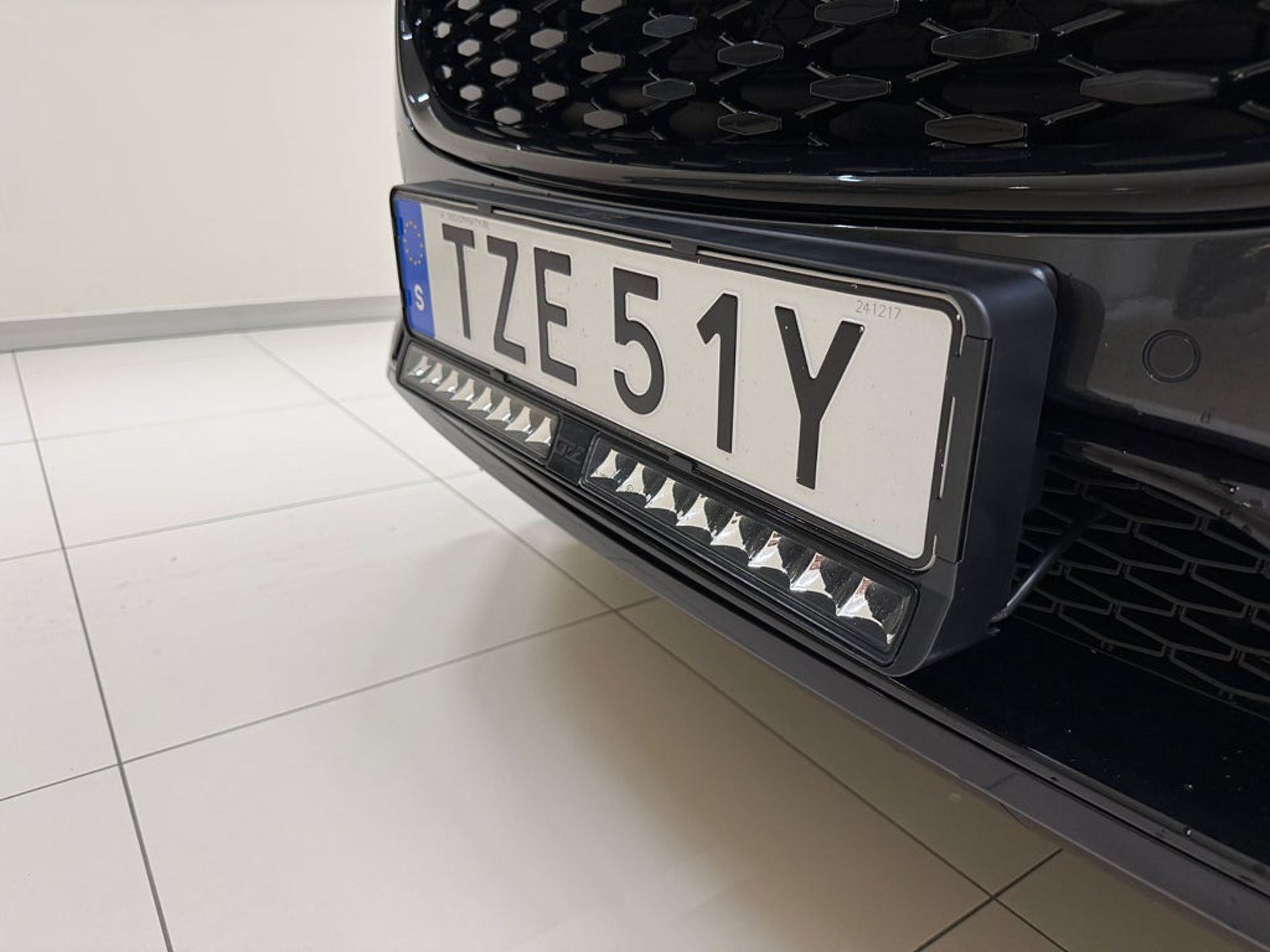 Jaguar F-Pace P400e PHEV 2025, photo 7/10