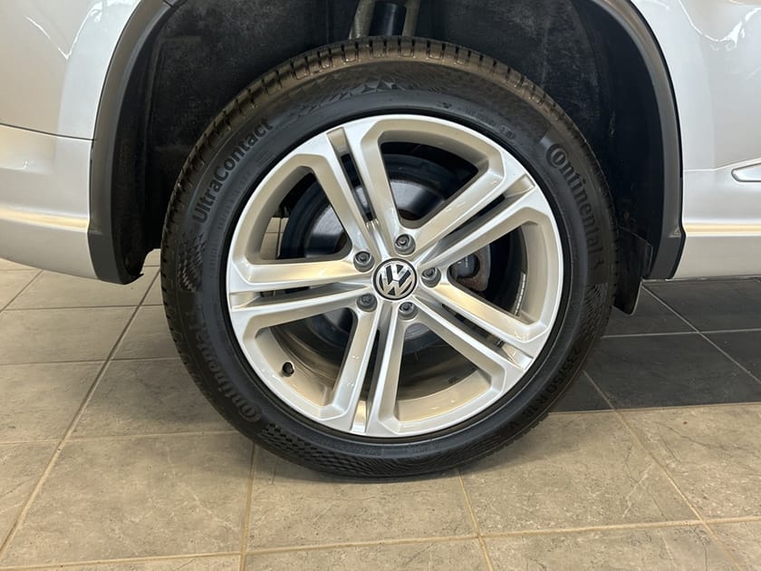 Bild 3 av Volkswagen Tiguan R-Line 2.0 TDI 4M 184hk Aut/Drag