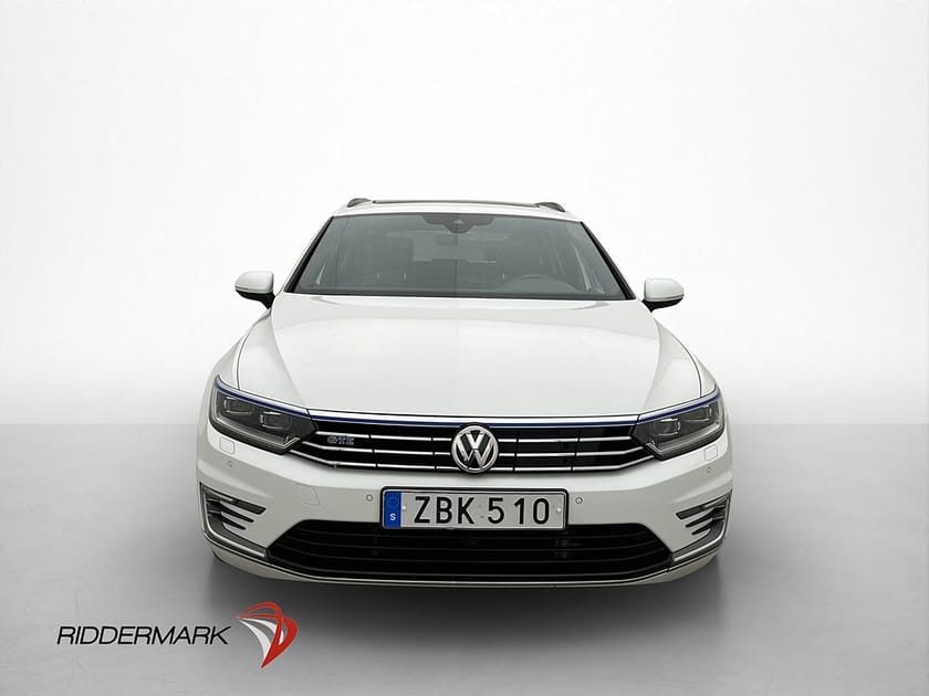 Bild 2 av Volkswagen Passat Variant GTE 1.4 TSI Drag Värmare Pano Cockpit 360°